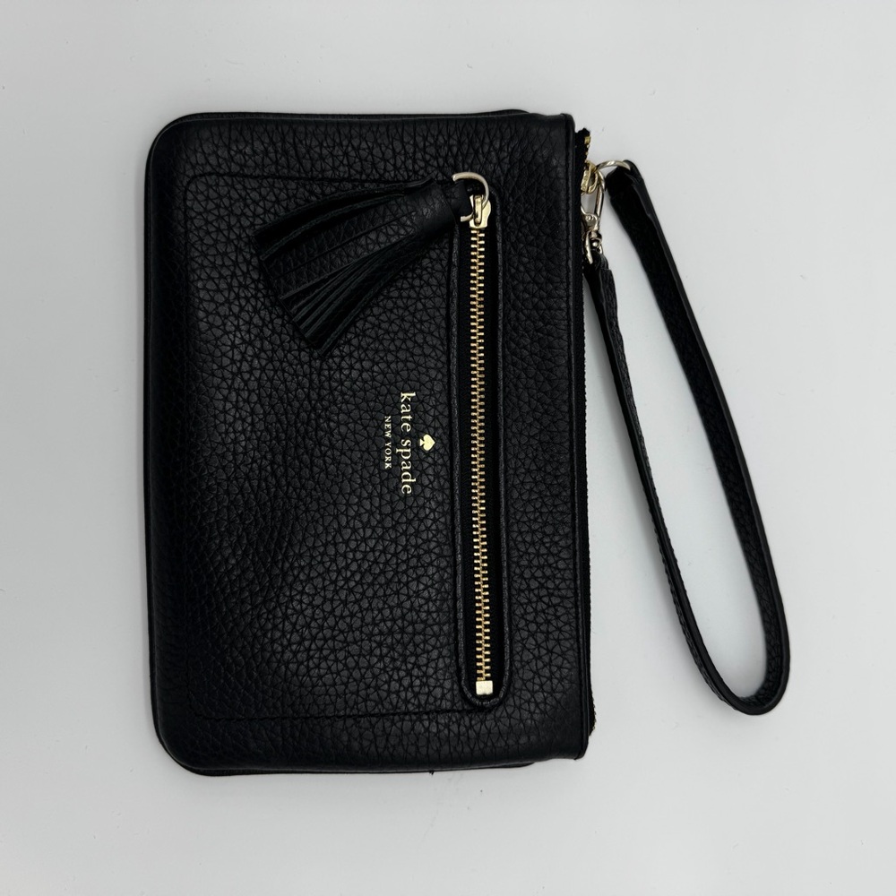 Kate Spade Chester Street Tinie Tassel Wristlet